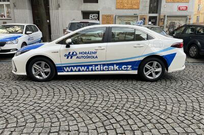 Toyota Corolla 1.8 HSD (hybridní pohon)	