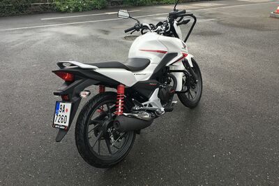 Honda CB 125F