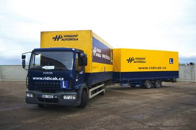 Iveco Eurocargo 120E24 + tandemový přívěs BGV NPV-9
